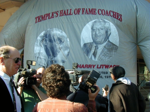 Temple Honors Coaches